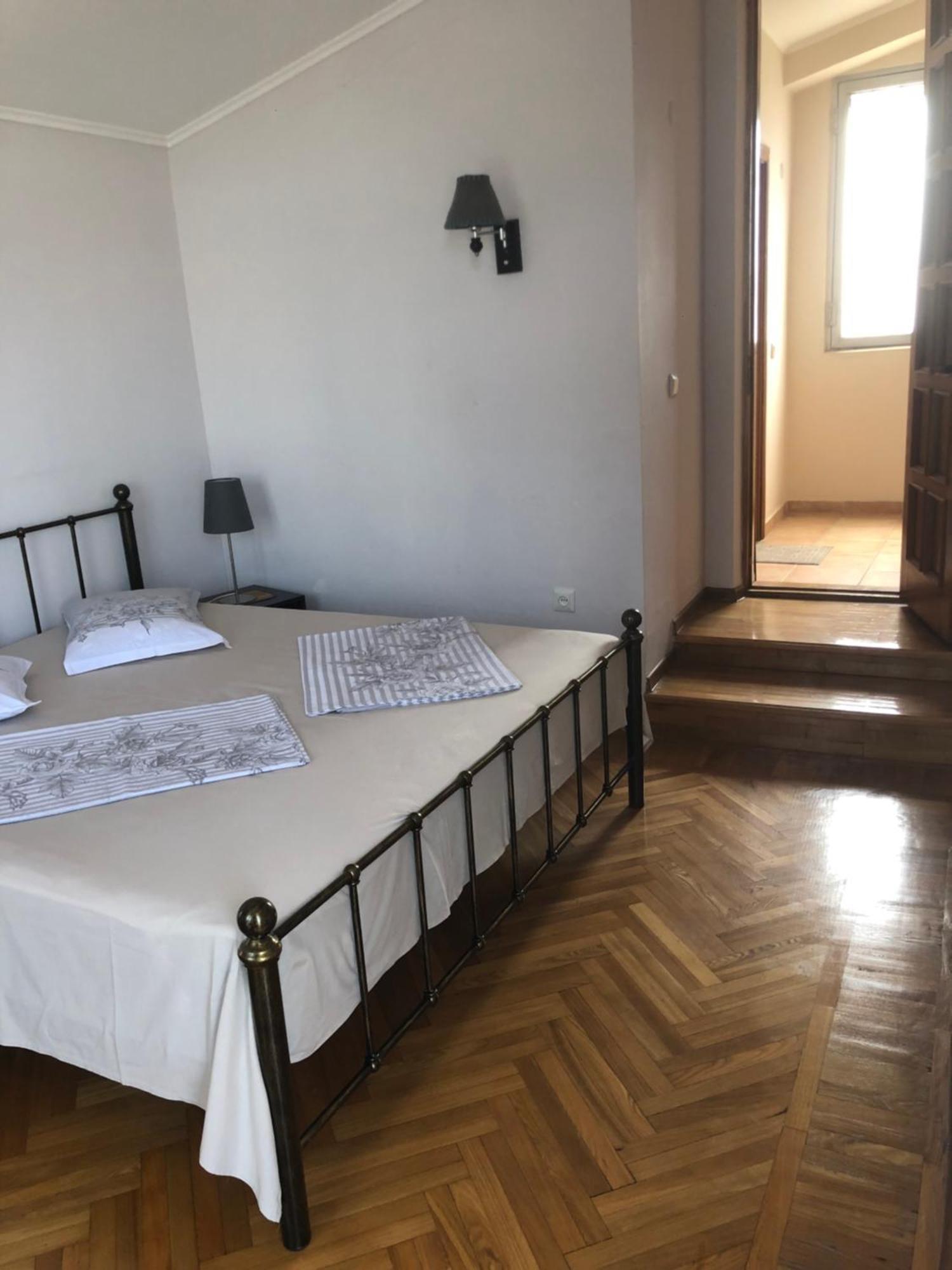 Cozy Guest House In Old 巴统 外观 照片